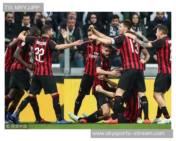 尤文图斯逆转多特蒙德补时绝杀引发全场狂欢与转会传闻热议