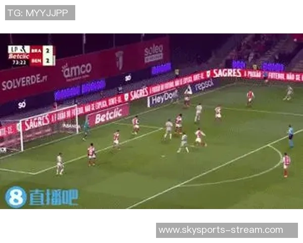 本菲卡逆袭皇马3-0大胜帽子戏法引发争议判罚全场沸腾