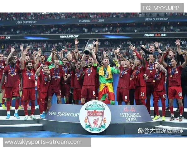 英超焦点战曼联与巴萨激战成平局绝杀瞬间引发全场沸腾